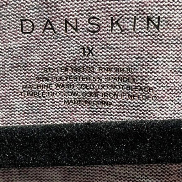 Danskin Womens Marled V-Neck 3/4 Sleeve Top 1X Burgundy Polyester/Spandex Comfor - Picture 5 of 6